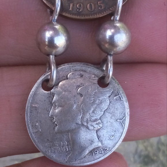 Handmade Earrings w/ Mercury Dimes(1942) and Indian Head Pennies(1902&1905). - Picture 4 of 6